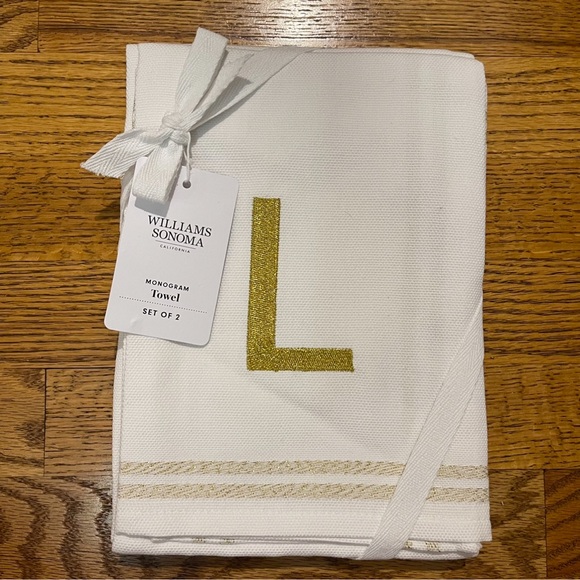 Williams Sonoma Set of Two Monogram Towels Letter ~ L - Picture 4 of 9